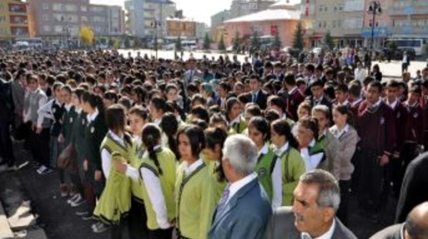 Kars&rsquo;ın D&uuml;şman İşgalinden Kurtuluşu, 92. Yılında T&ouml;ren Ve Etkinliklerle Kutlandı