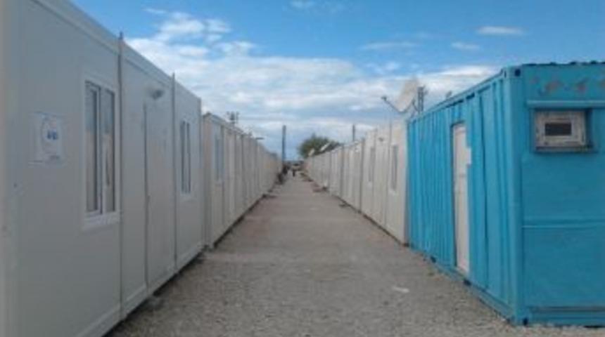 &Ouml;zel Ergin Koleji, Vanlı Depremzedelere Kurban Eti Dağıttı