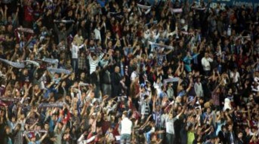 Trabzonspor Taraftarı K&ouml;t&uuml; Sınav Veriyor