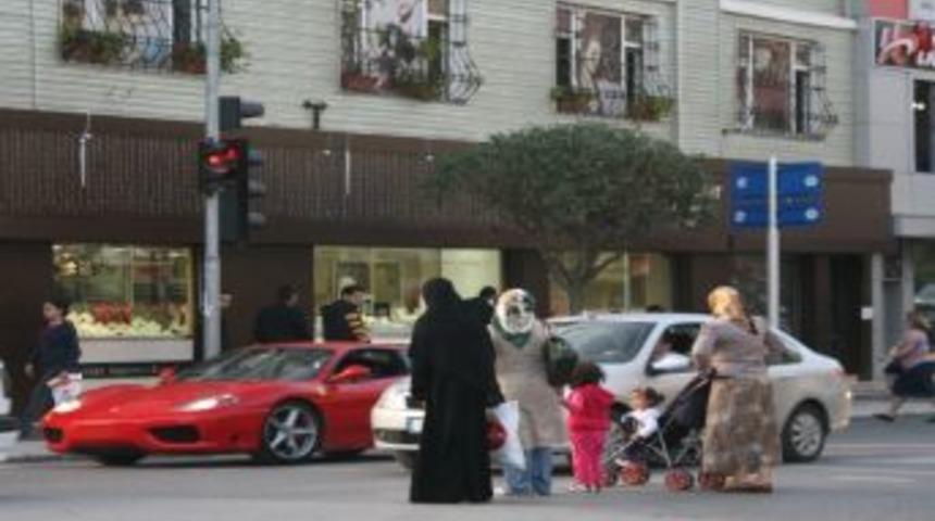 Kurallara Uymayan Vatandaşlar Kazalara Davetiye &Ccedil;ıkarıyor