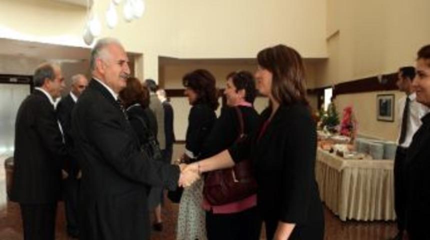 Atat&uuml;rk &Uuml;niversitesi&rsquo;nde Bayramlaşma T&ouml;reni...