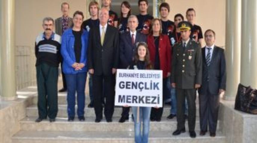 Burhaniye&rsquo;nin K&uuml;lt&uuml;r El&ccedil;ileri Tanzanya&rsquo;da