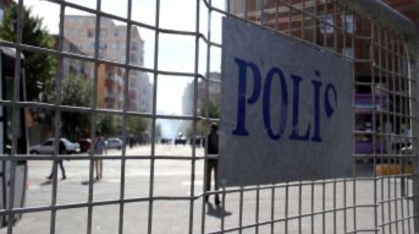 'Direniş' &Ccedil;ağrısı G&uuml;neydoğu'yu Karıştırdı