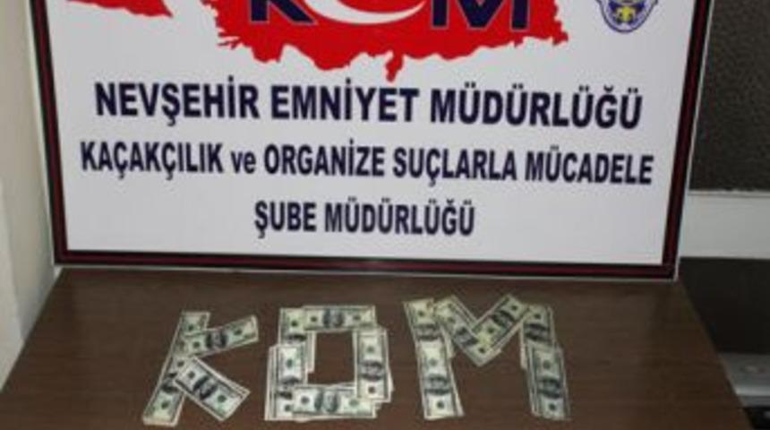 Piyasaya Sahte Para S&uuml;rmeye &Ccedil;alışan 3 Kişi Yakalandı