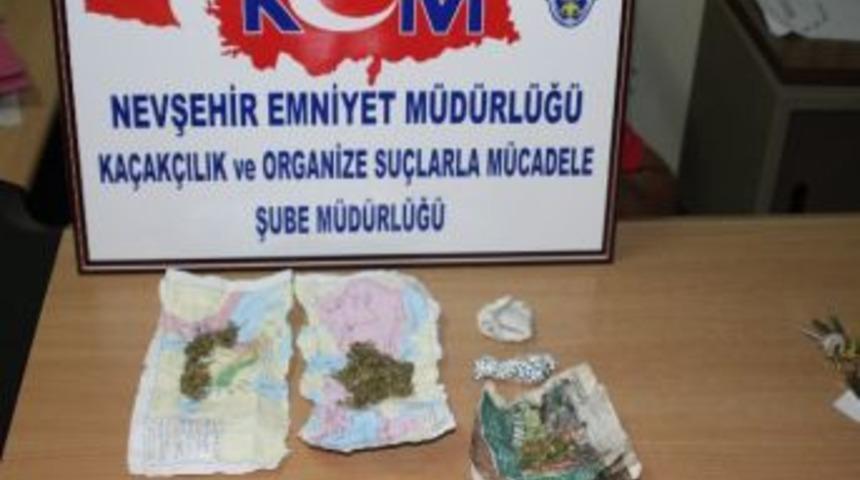 Polis Kubar Esrar Maddesi Ele Ge&ccedil;irdi