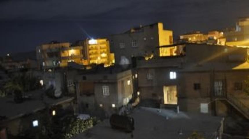 Şırnak&rsquo;ta Işık Kapatma Eylemi