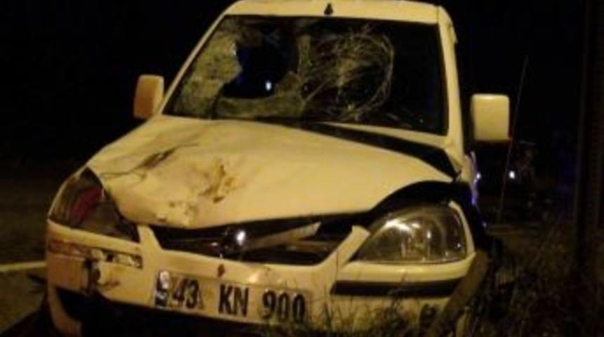 Otomobille Motosiklet &Ccedil;arpıştı: 1 &Ouml;l&uuml; 1 Yaralı