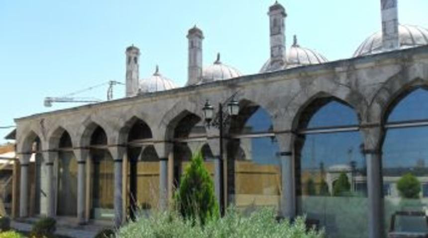 Şemsipaşa Halk K&uuml;t&uuml;phanesi Tarihe Kazandırılıyor