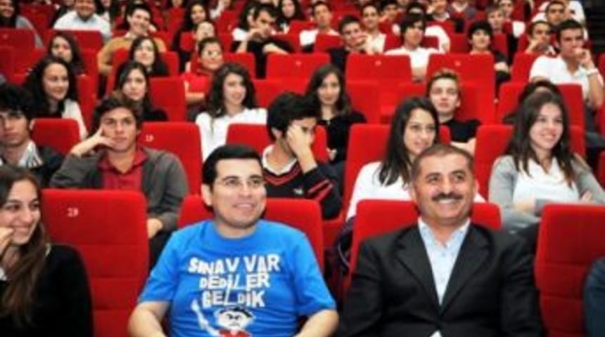 Sınav var dediler, geldik