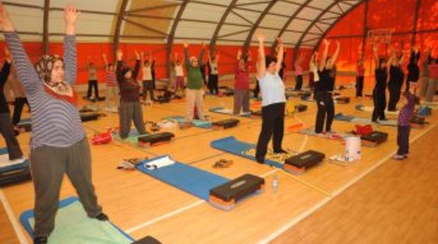 Kepez&rsquo;de kadınlar g&uuml;ne sporla başlıyor