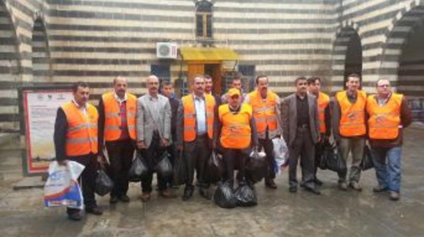 &Ouml;zel Firdevs Saka Koleji&rsquo;nden Diyarbakır&rsquo;da Kurban Kardeşliği