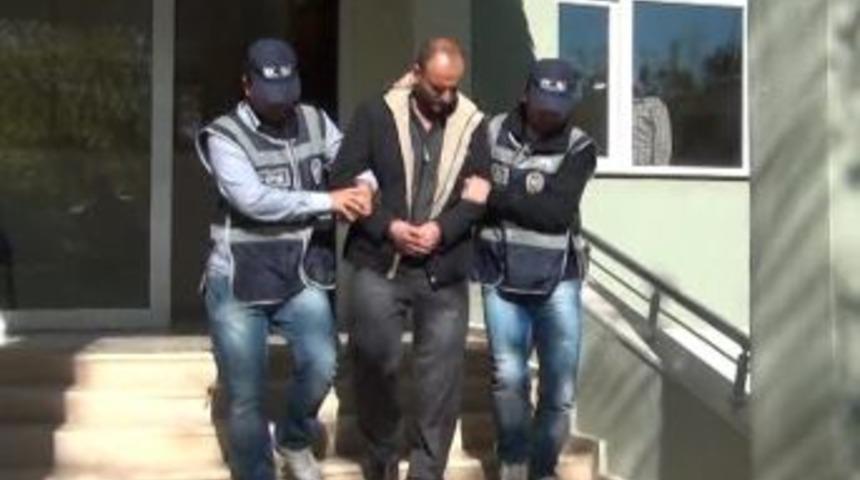 3 Ilde Piyasaya Sahte Dolar S&uuml;ren Şahıs Muş'ta Yakayı Ele Verdi