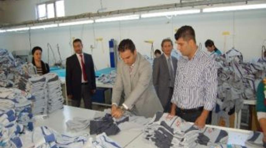 G&ouml;lbaşı Kaymakamı Budan&rsquo;dan İstihdama Destek