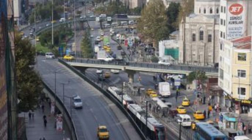 Topbaş'ın A&ccedil;ıklaması Aksaray Yeraltı &Ccedil;arşısı Esnafını Sevindirdi