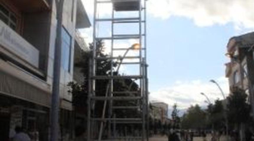 Akyazı &Ccedil;arşı Işıl Işıl