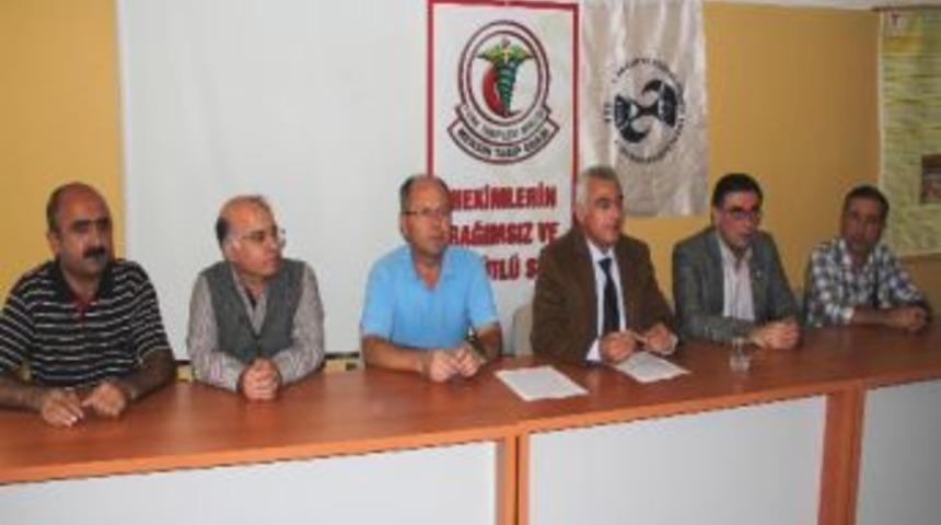 Sağlık &Ccedil;alışanları A&ccedil;lık Grevlerinin Son Bulmasını İstiyor