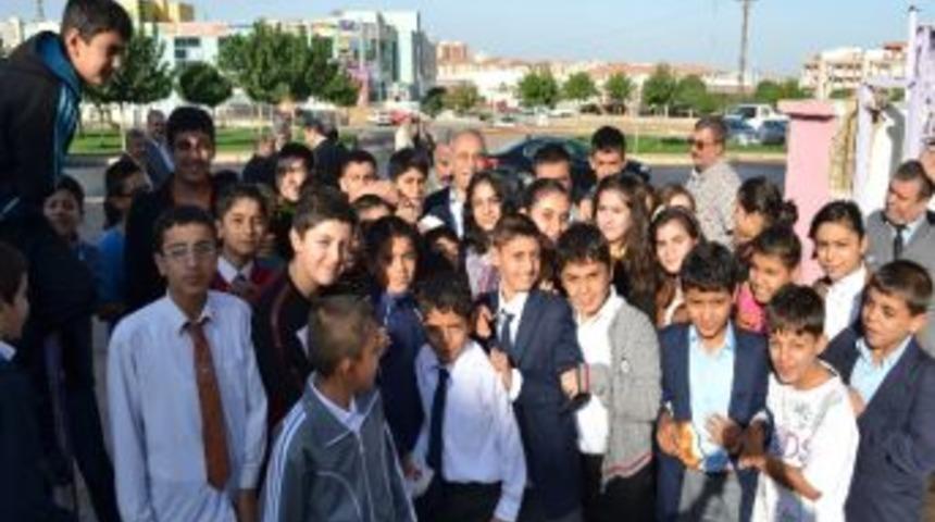 Belediye, Toki'ye De Y&uuml;zme Havuzu Yaptıracak