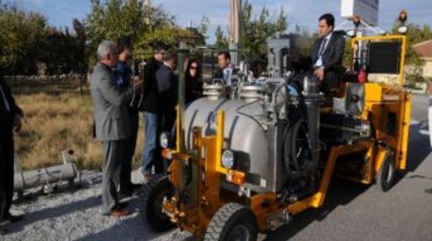Kırşehir Belediyesi Son Teknoloji Boya Yol &Ccedil;izgi Makinası Aldı