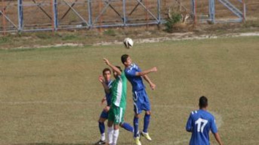 Sel&ccedil;uk Belediyespor, 3. Ma&ccedil;ını Da Kazandı