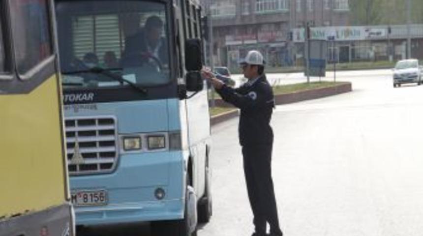 SRC Belgesi Olmayan S&uuml;r&uuml;c&uuml;lere Ceza Kesildi