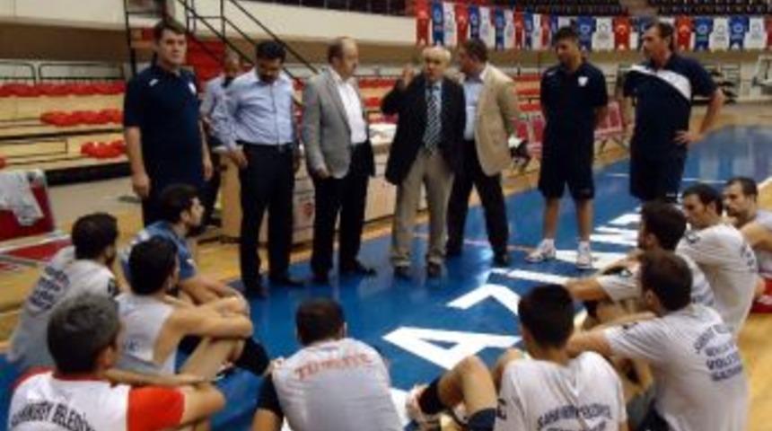 Şahinbey Voleybolda Galibiyet İstiyor