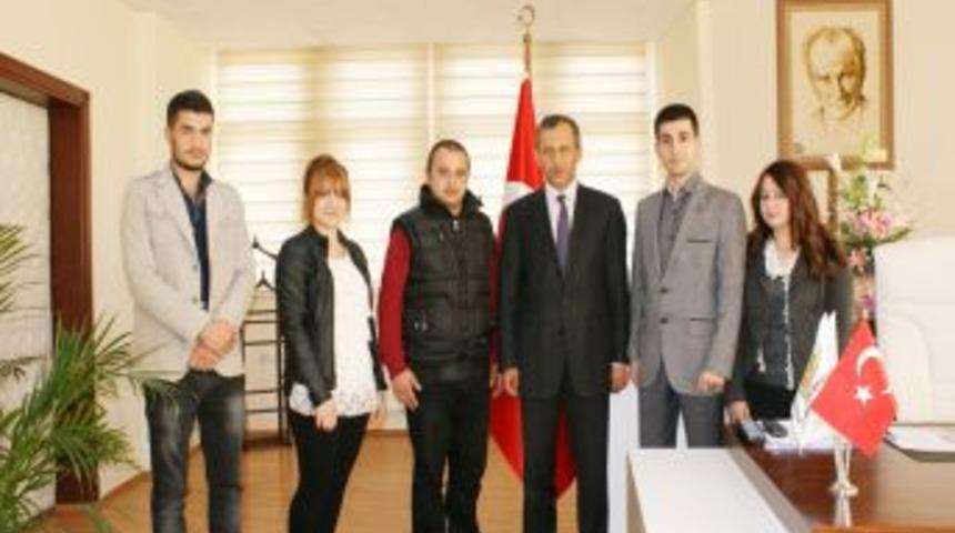 Tiyatroculardan K&uuml;lt&uuml;r AŞ M&uuml;d&uuml;r&uuml; Nal&ccedil;acı'ya Ziyaret