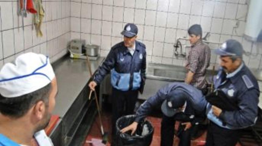 Sungurlu&rsquo;da Lokanta Ve Fırınlar Denetlendi