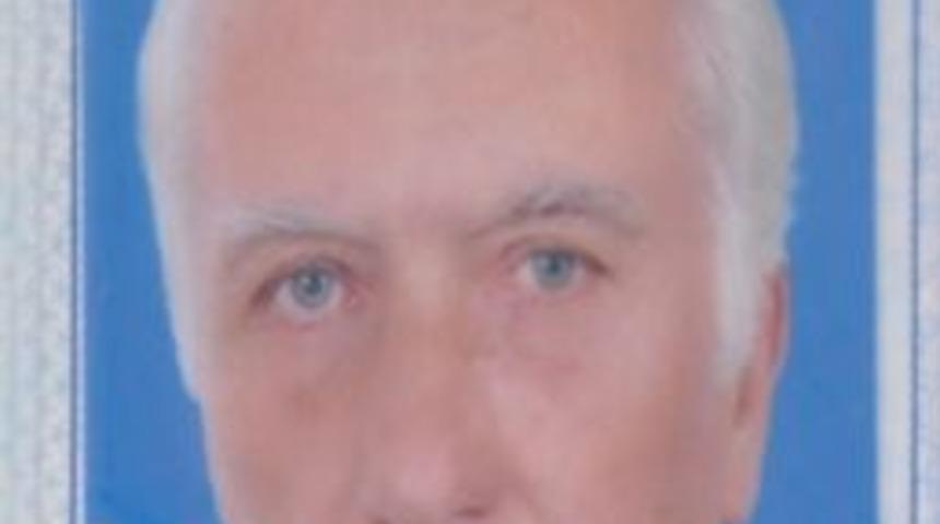 Emekli İmam Evinin Kapısı &Ouml;n&uuml;nde &Ouml;l&uuml; Bulundu