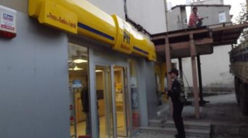 Ptt&rsquo; Den Soygun İhbarı