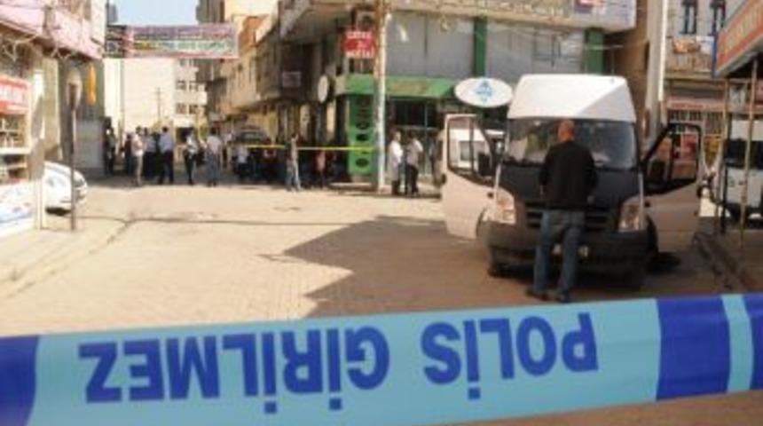 Cizre&rsquo;de Ş&uuml;pheli Ara&ccedil; Paniği