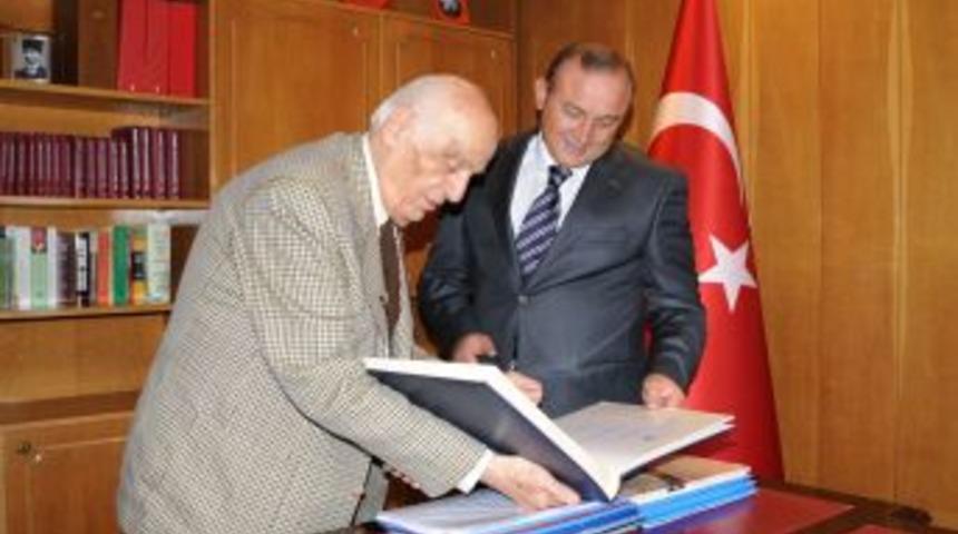 Vali Kızılcık: Eğitime Katkı Vermek Isteyenlere Her T&uuml;rl&uuml; Imkanını Sağlayacağız