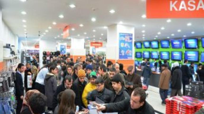 Vatan Bilgisayar'dan Ankara&rsquo;ya 7&rsquo;nci Mağaza