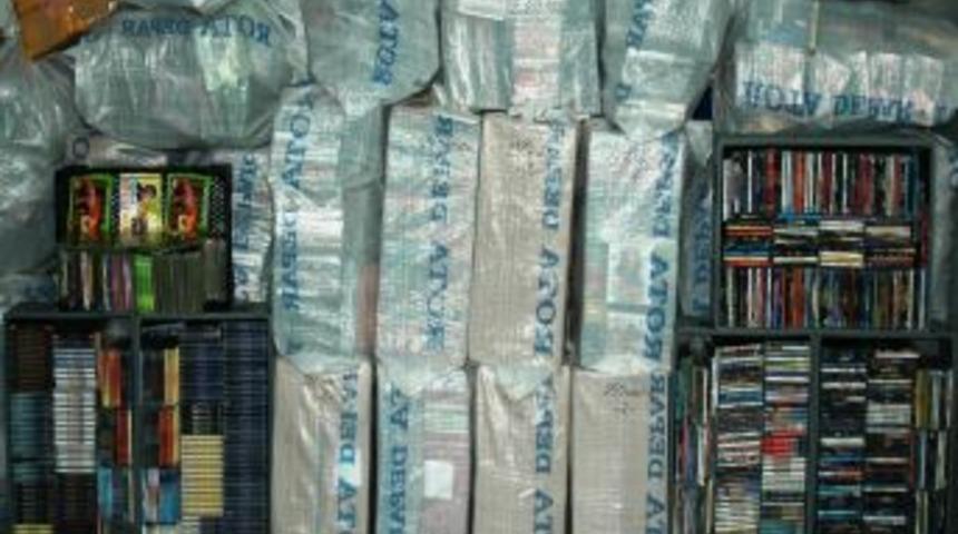 Edremit, Bandırma Ve Ayvalık'ta Korsan Kitap Ve CD Operasyonu