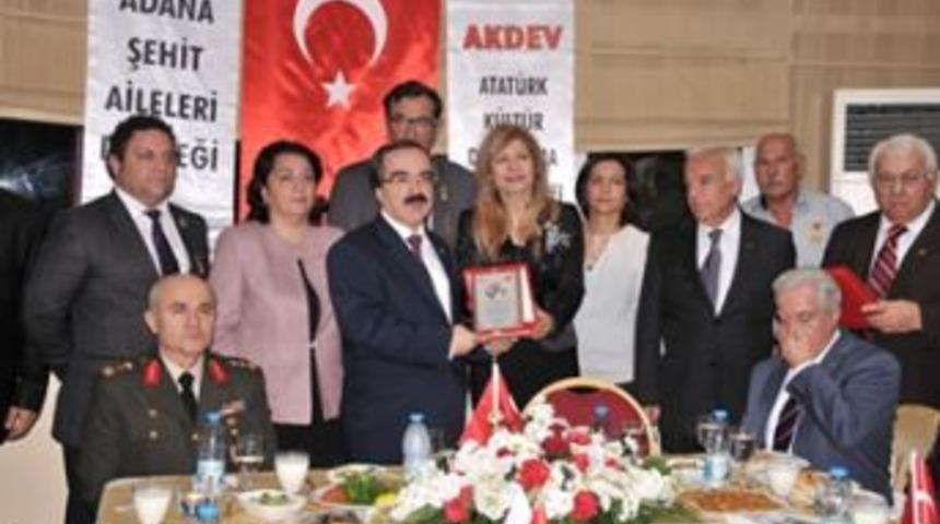 &lsquo;Kurşun k&uuml;nye sormaz, hainlerin vatanı olmaz&rsquo;