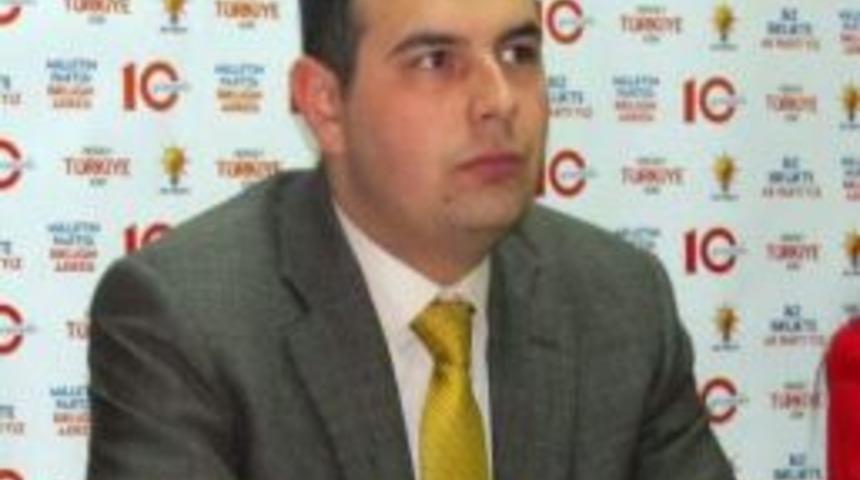 &Uuml;ner; &ldquo;gen&ccedil;lere Engel Olmak Bir Zihniyet Bulanıklığıdır&rdquo;