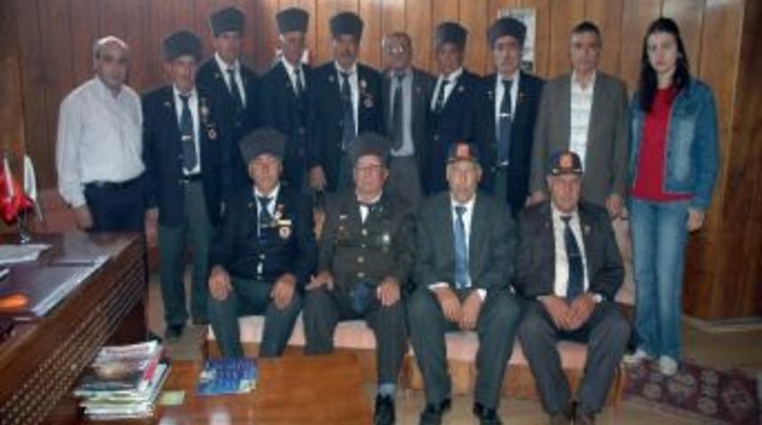 Eşme Thk Bu Yıl Bin 560 Kurban Derisi Topladı