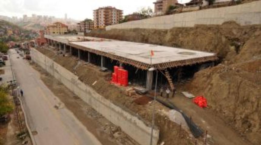 Akdere, Kapalı Pazarına Kavuşuyor