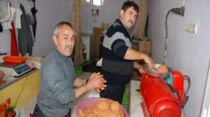 Hisarcık&rsquo;ta Artan Kurban Etlerinden Gdo&rsquo;suz Organik Sucuk