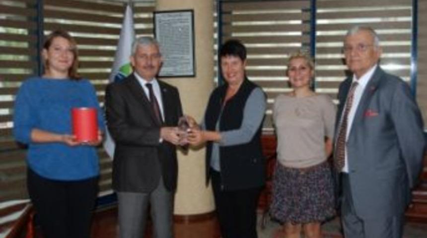 DOGEM'den &Ccedil;etinkaya'ya plaket