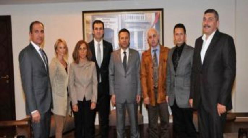 Kayak Kul&uuml;b&uuml;'nden Vali Aksoy'a Ziyaret