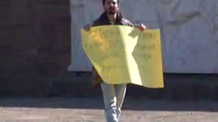 Meclis girişinde bomba paniği