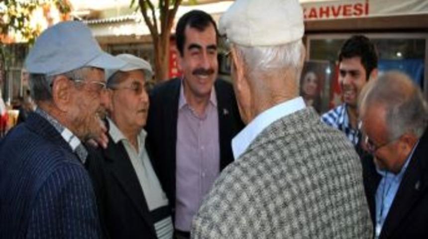 Evde Kalan Yaşlılar Vekilden Yardım İstedi