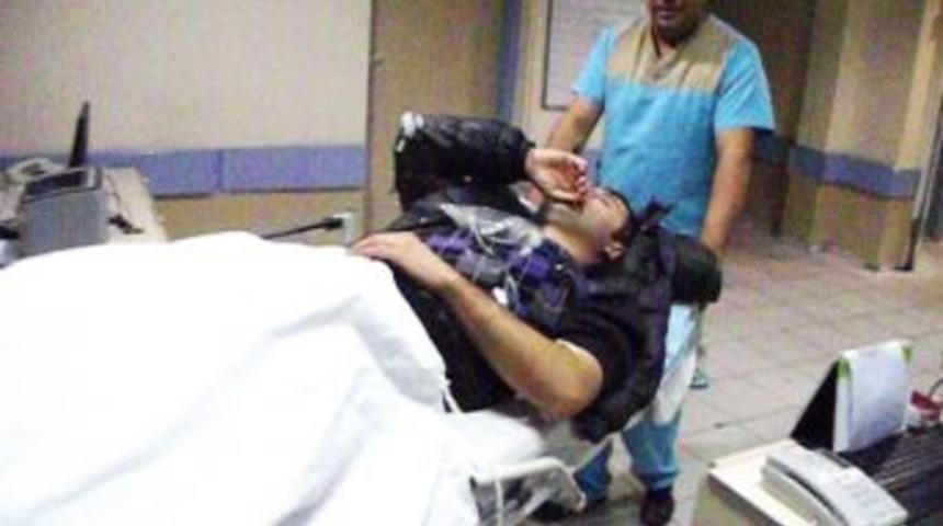 Ayvalık’ta 2 Motosiklet Çarpıştı: 3 Yaralı