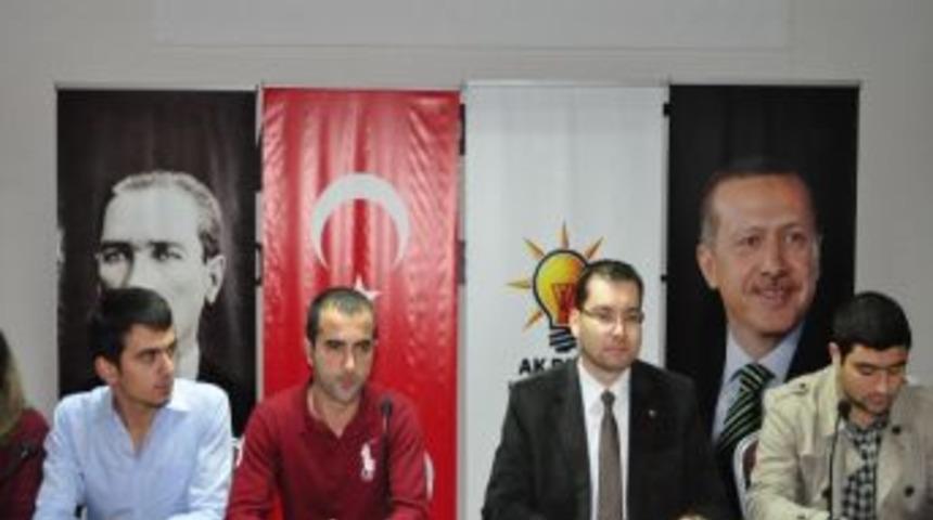 Ak Parti Edirne Gen&ccedil;lik Kolları Başkanı &Ccedil;alışkan:bir &Ccedil;ok Avrupa &Uuml;lkesinde Se&ccedil;ilme Yaşı 18&rsquo;dir