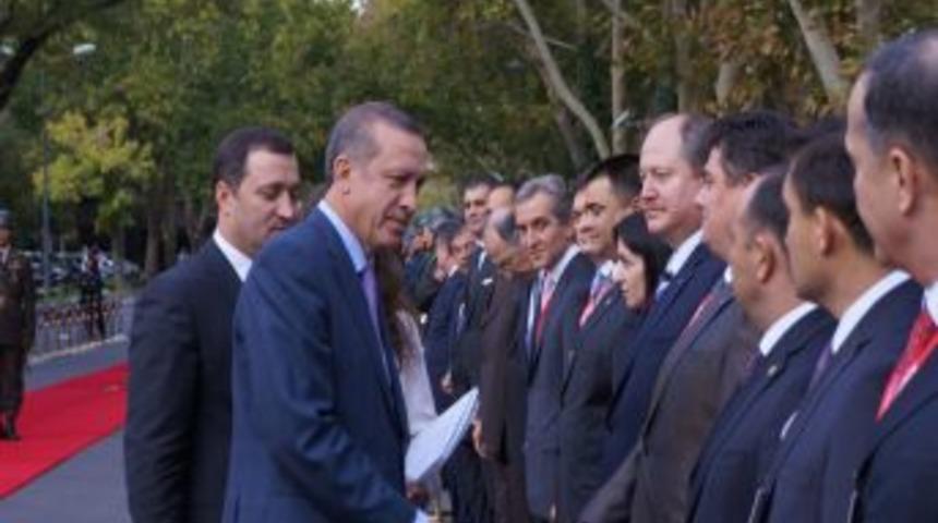 Moldova Başbakanı Filat, Başbakanlık'ta Resmi T&ouml;renle Karşılandı