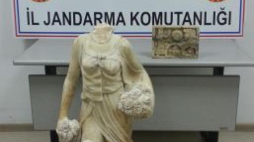 Bursa'da Tarihi Eser Operasyonu: 5 G&ouml;zaltı