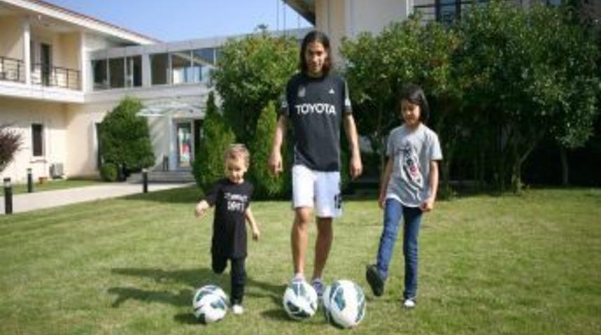Beşiktaşlı Futbolcu Olcay Şahan: Hepimiz Kardeş Gibiyiz