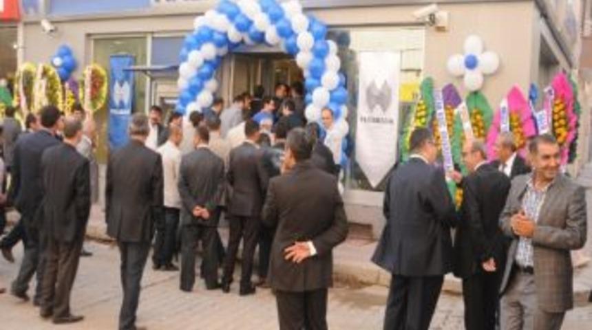 Halk Bankası Cizre Şubesi 15 Yıl Aradan Sonra Tekrar Hizmete A&ccedil;ıldı