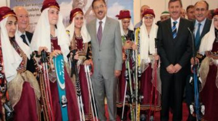 T&uuml;rkiye&rsquo;nin Ilk Kış Turizm Fuarı A&ccedil;ıldı