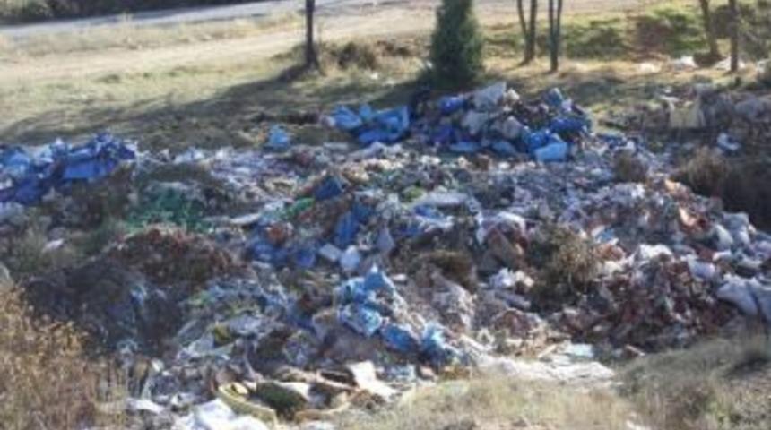 Beyşehir Belediyesi&rsquo;nden K&ouml;m&uuml;r K&uuml;l&uuml; Uyarısı